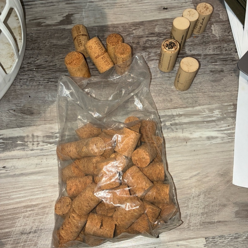 Corks for crafting